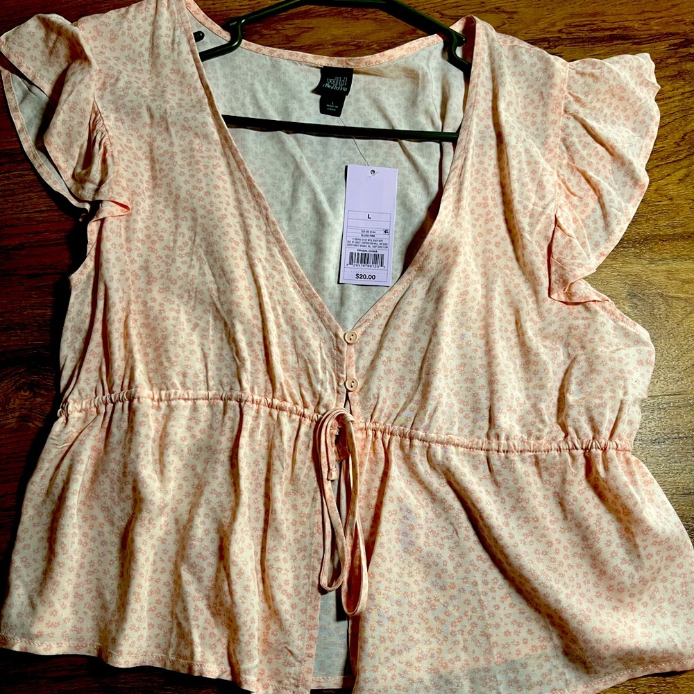 Wild Fable buttoned crop top